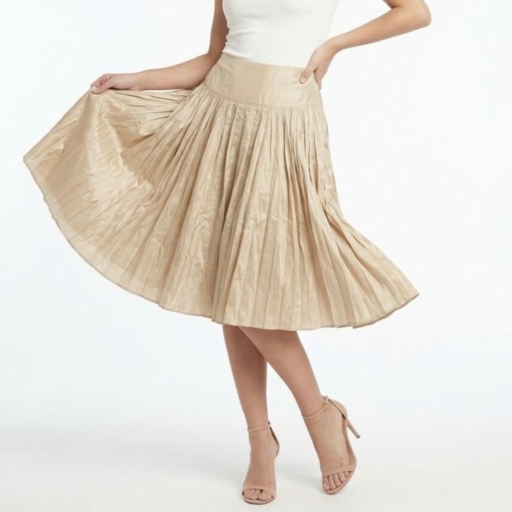 Banana Republic 100% Silk Skirt Women's 0 Champagne Gold Pleated Midi Drop Waist
